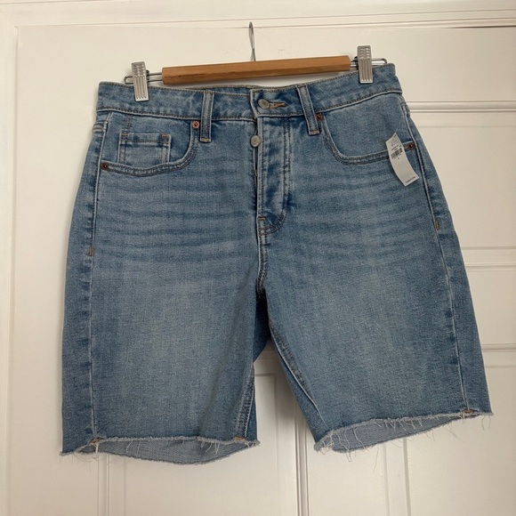 Old Navy Pants - NWT Old Navy High Waist Denim Shorts - Blue